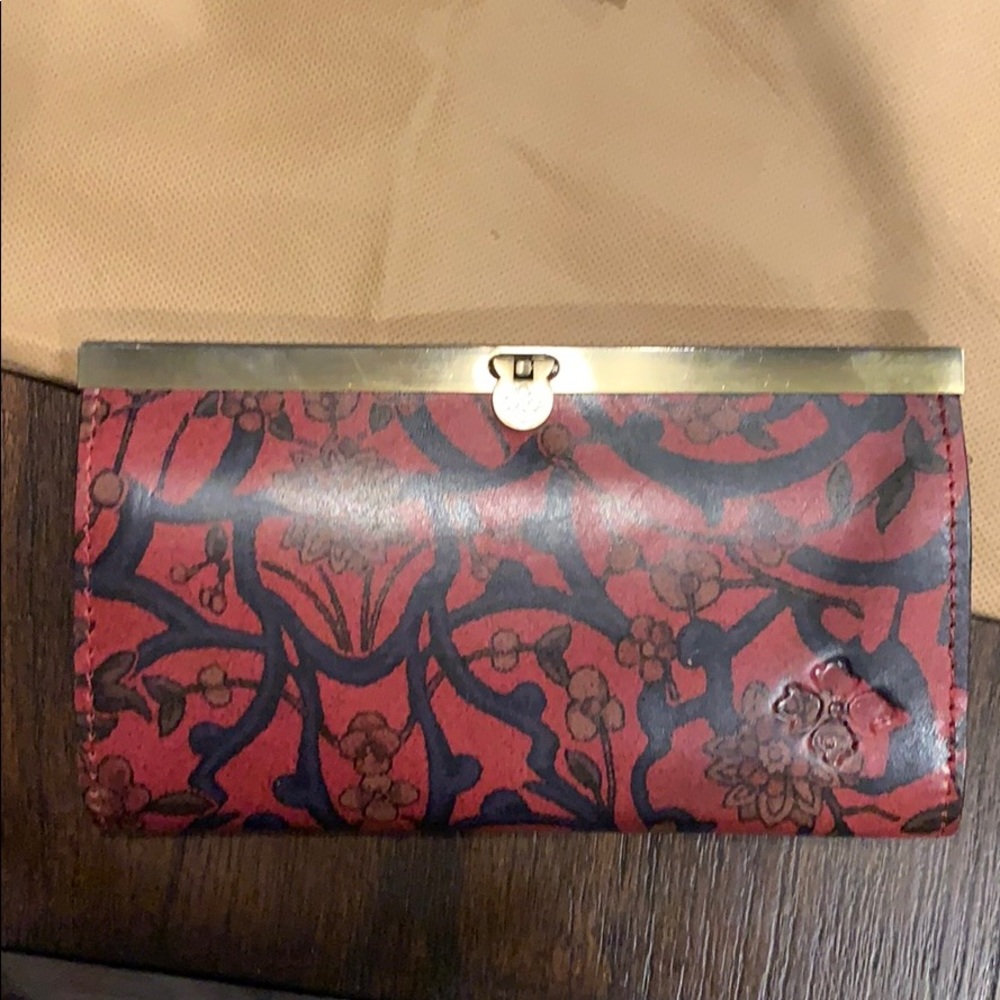 Patricia Nash wallet